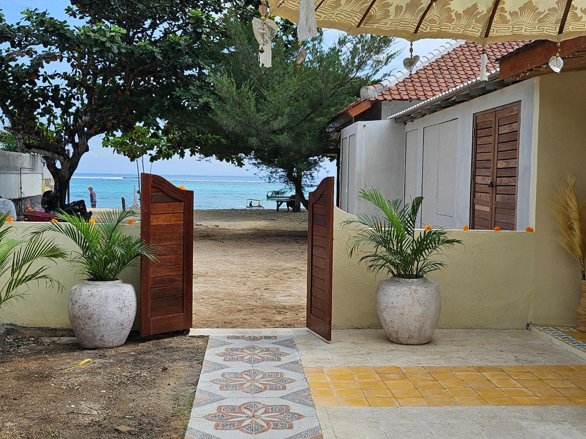 United Colors Of Lembongan Hotel Kültér fotó