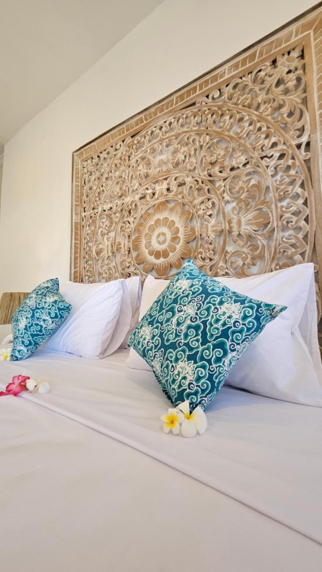 United Colors Of Lembongan Hotel Kültér fotó